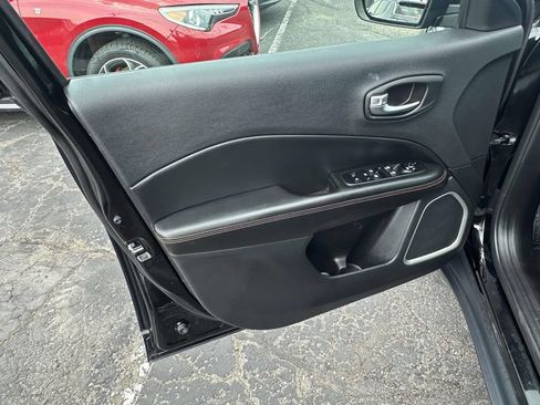 Used 2020 Jeep Compass Limited AWD/4WD image 16