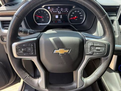 Used 2021 Chevrolet Tahoe Premier w/ Premium Package RWD image 16