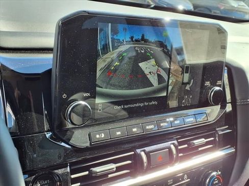 New 2025 Nissan Pathfinder Platinum image 15