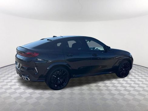 New 2026 BMW X6 M60i w/ Climate Comfort Package image 5