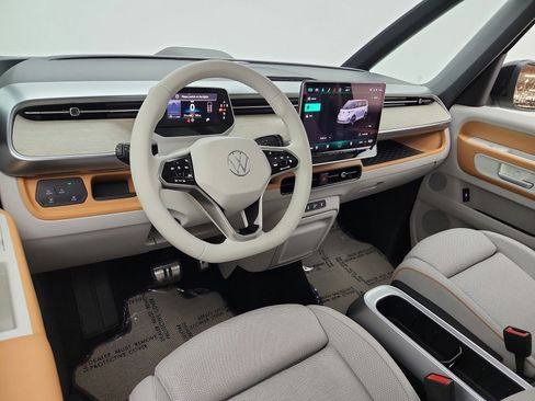 Used 2025 Volkswagen ID. Buzz 1st Edition AWD/4WD image 14