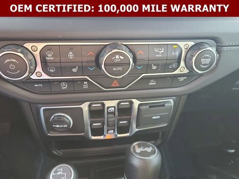 Certified 2024 Jeep Wrangler Unlimited Sahara AWD/4WD image 33