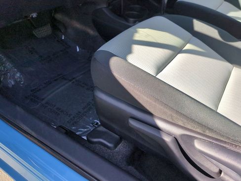 Used 2016 Toyota Prius C One image 16