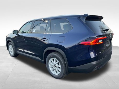 New 2026 Toyota Grand Highlander AWD image 3