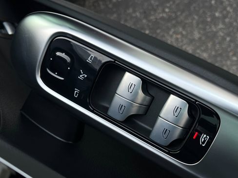 Used 2023 Mercedes-Benz C 43 AMG 4MATIC Sedan image 75