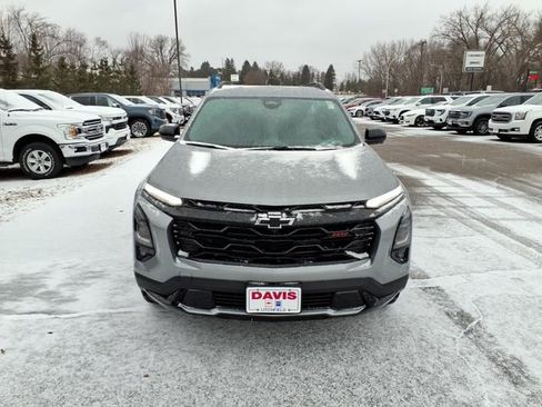 Used 2025 Chevrolet Equinox RS w/ Safety and Technology Package image 9
