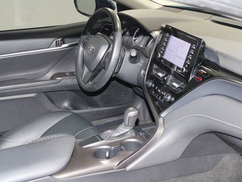 Used 2023 Toyota Camry SE image 26