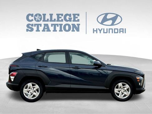 Used 2026 Hyundai Kona SE FWD image 11