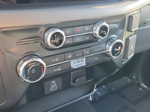 Used 2025 Ford F150 XLT w/ Equipment Group 301A Standard AWD/4WD image 19
