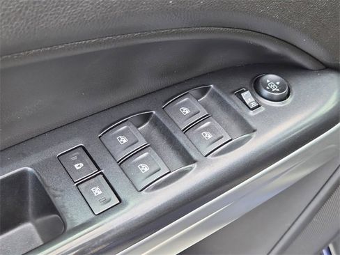 Used 2017 Chevrolet Colorado ZR2 w/ LPO, Premium Interior Package image 22