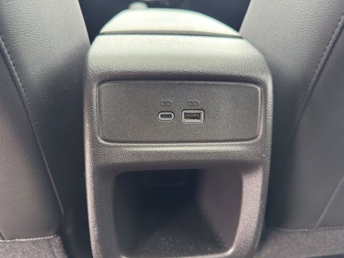 Used 2025 Chevrolet Trax RS w/ Sunroof Package image 41