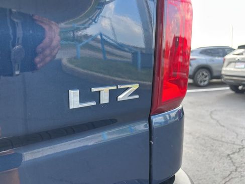 Used 2022 Chevrolet Silverado 1500 LTZ w/ LTZ Convenience Package II image 15