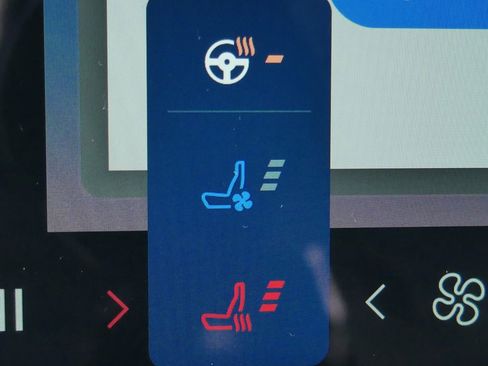 Used 2025 Lincoln Nautilus Black Label image 37