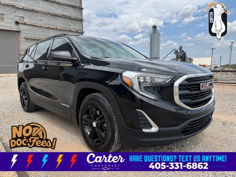Used 2020 GMC Terrain SLE FWD image 1