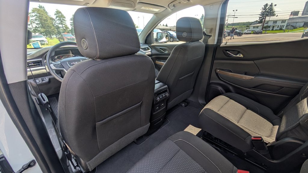 Used 2023 GMC Acadia SLE w/ Driver Convenience Package AWD/4WD image 14