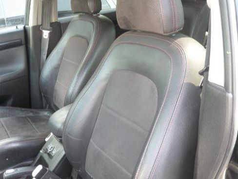 Used 2009 Saturn Vue Red Line w/ Convenience Package image 15