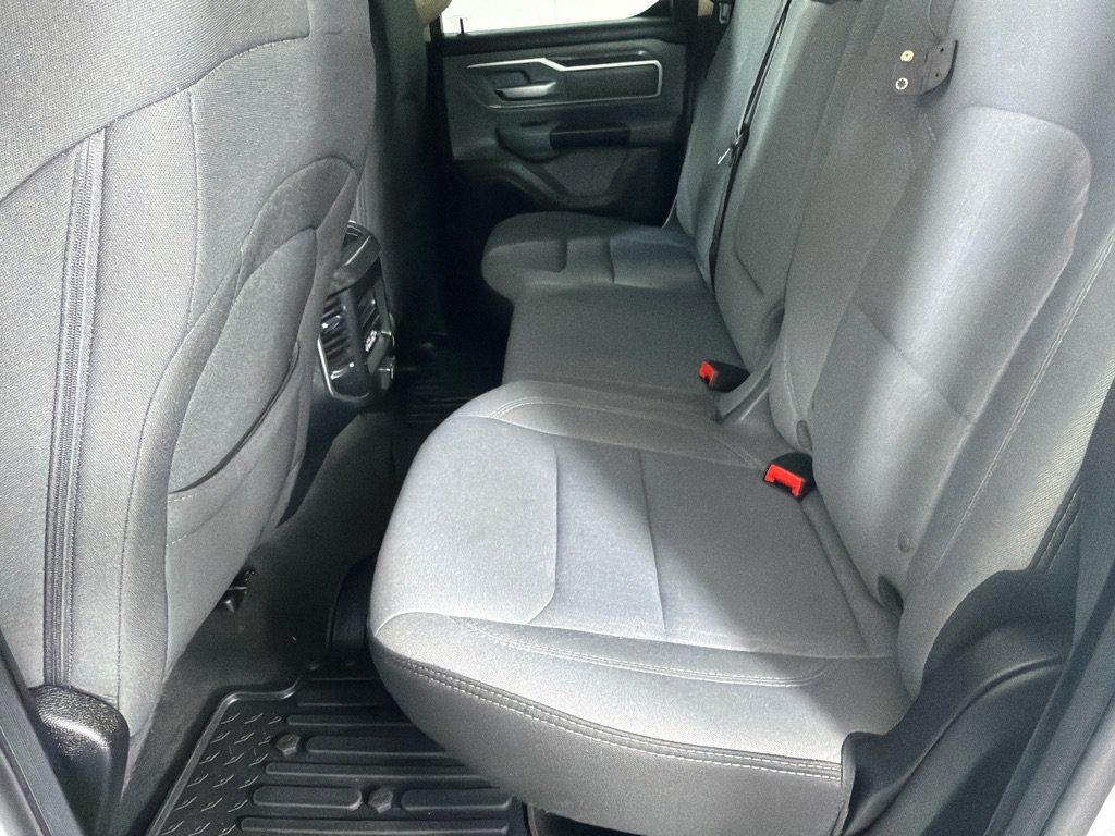 Used 2019 RAM 1500 Big Horn AWD/4WD image 17