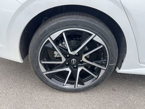 New 2025 Nissan Sentra SR w/ SR Premium Package image 24