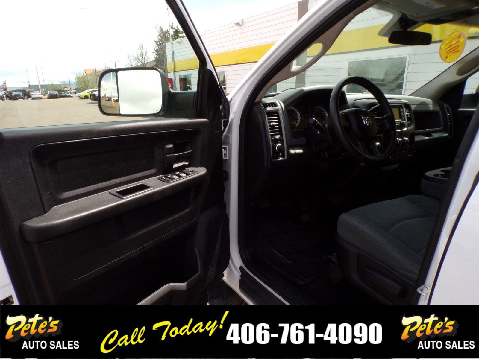 Used 2017 RAM 2500 Tradesman w/ Chrome Appearance Group AWD/4WD image 19
