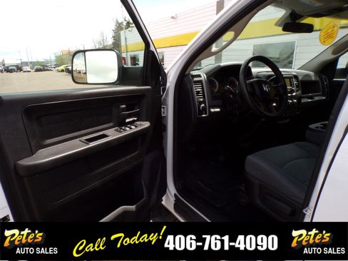 Used 2017 RAM 2500 Tradesman w/ Chrome Appearance Group image 19