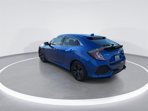 Used 2018 Honda Civic EX image 10