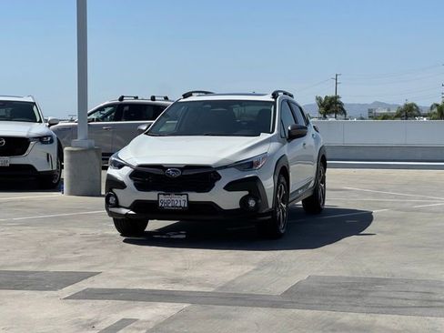 Used 2024 Subaru Crosstrek 2.0i Premium AWD/4WD image 5