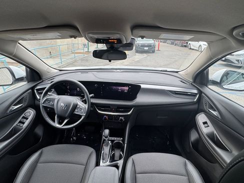 Used 2025 Buick Encore GX Preferred image 32