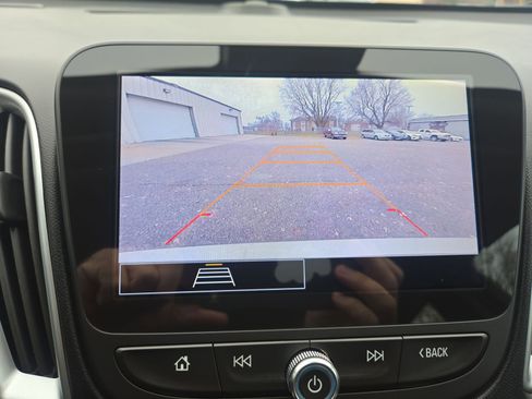 Used 2024 Chevrolet Malibu LT image 19