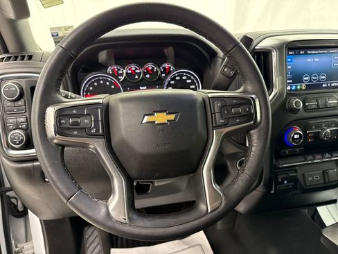 Used 2022 Chevrolet Silverado 3500 LT w/ Convenience Package image 20