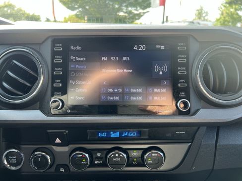 Used 2023 Toyota Tacoma TRD Sport w/ Advanced Technology Package AWD/4WD image 18