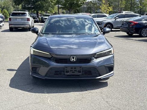 Used 2022 Honda Civic Sport image 2
