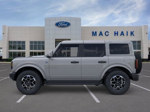New 2026 Ford Bronco Outer Banks AWD/4WD image 3