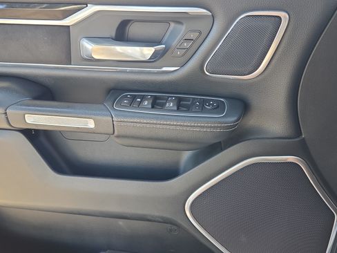 Used 2020 RAM 1500 Laramie AWD/4WD image 26