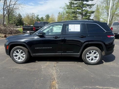 Used 2023 Jeep Grand Cherokee Limited AWD/4WD image 6