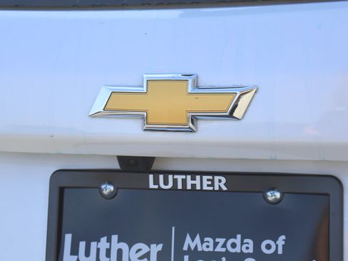 Used 2022 Chevrolet Equinox LT image 16