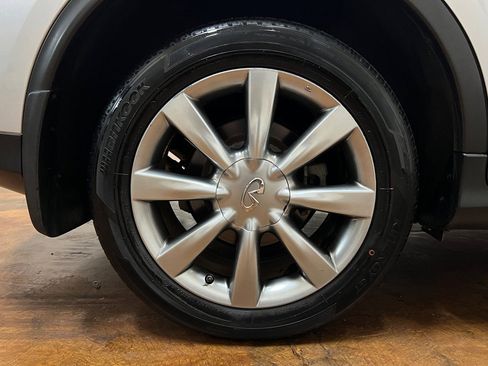 Used 2017 INFINITI QX50 AWD image 12