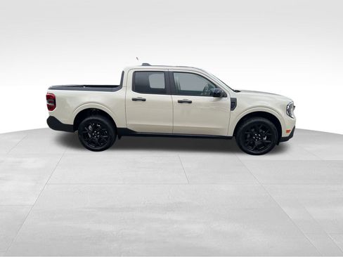 New 2025 Ford Maverick XLT w/ XLT Luxury Package image 6