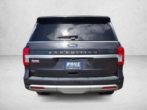 Used 2022 Ford Expedition XLT RWD image 6