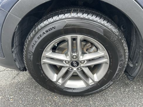 Used 2018 Hyundai Santa Fe Sport w/ 2.4L Value Package 02 AWD/4WD image 7
