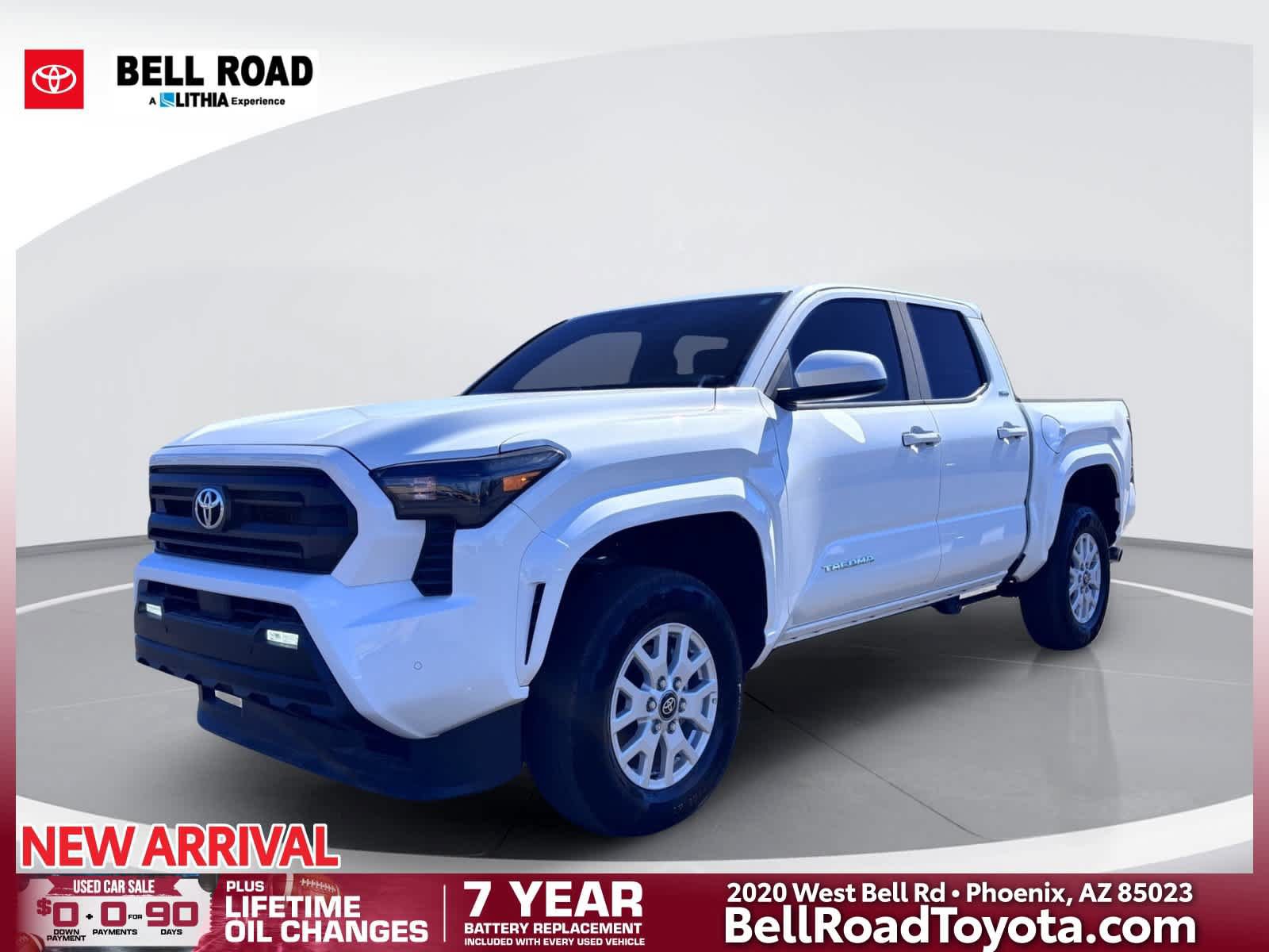 Used 2025 Toyota Tacoma SR5 AWD/4WD image 1