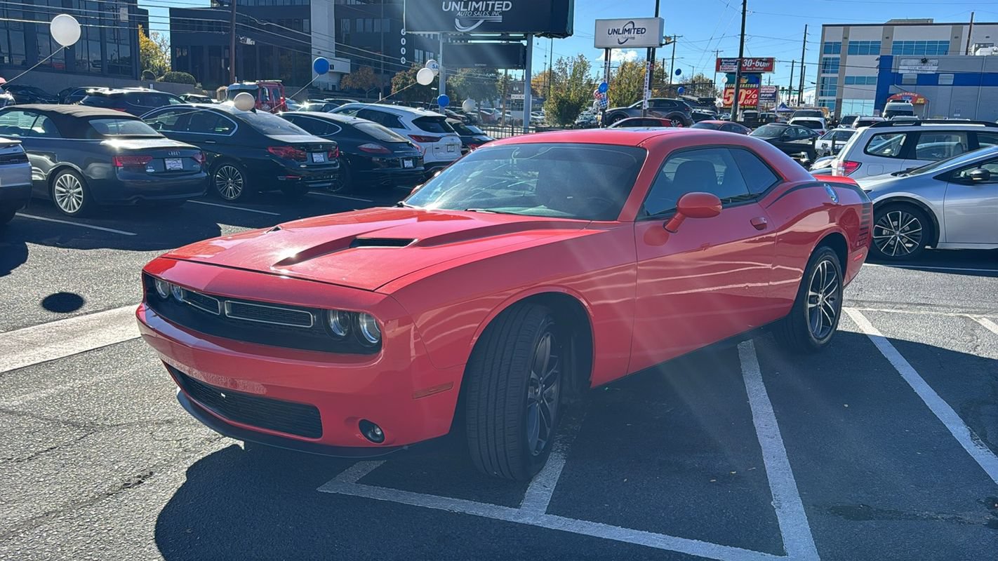 Used 2018 Dodge Challenger GT w/ Driver Convenience Group AWD/4WD image 7