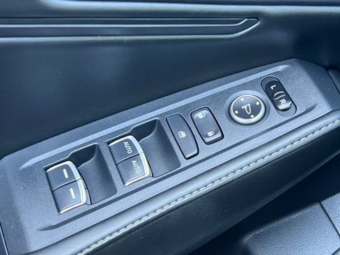 Used 2023 Honda Accord Sport image 14