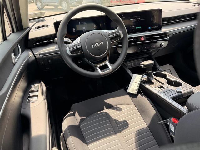 New 2026 Kia K5 LXS FWD image 7