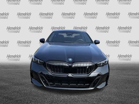 Used 2024 BMW i5 eDrive40i w/ M Sport Package RWD image 3