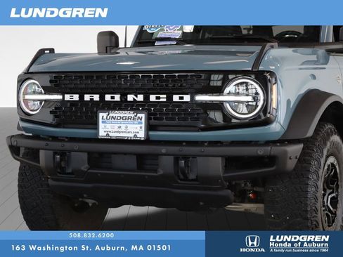 Used 2023 Ford Bronco Wildtrak image 28