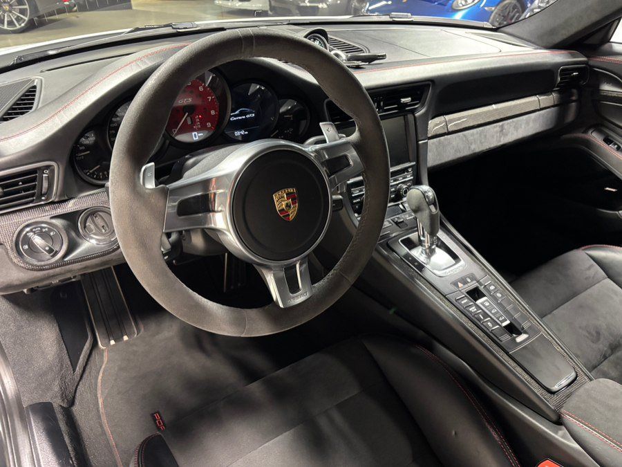 Used 2015 Porsche 911 Carrera S image 14