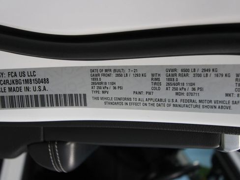 Used 2021 Jeep Grand Cherokee L Limited image 46