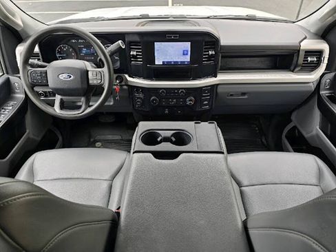 Used 2025 Ford F250 XL w/ FX4 Off-Road Package AWD/4WD image 14
