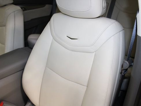 New 2025 Cadillac XT5 Premium Luxury image 6