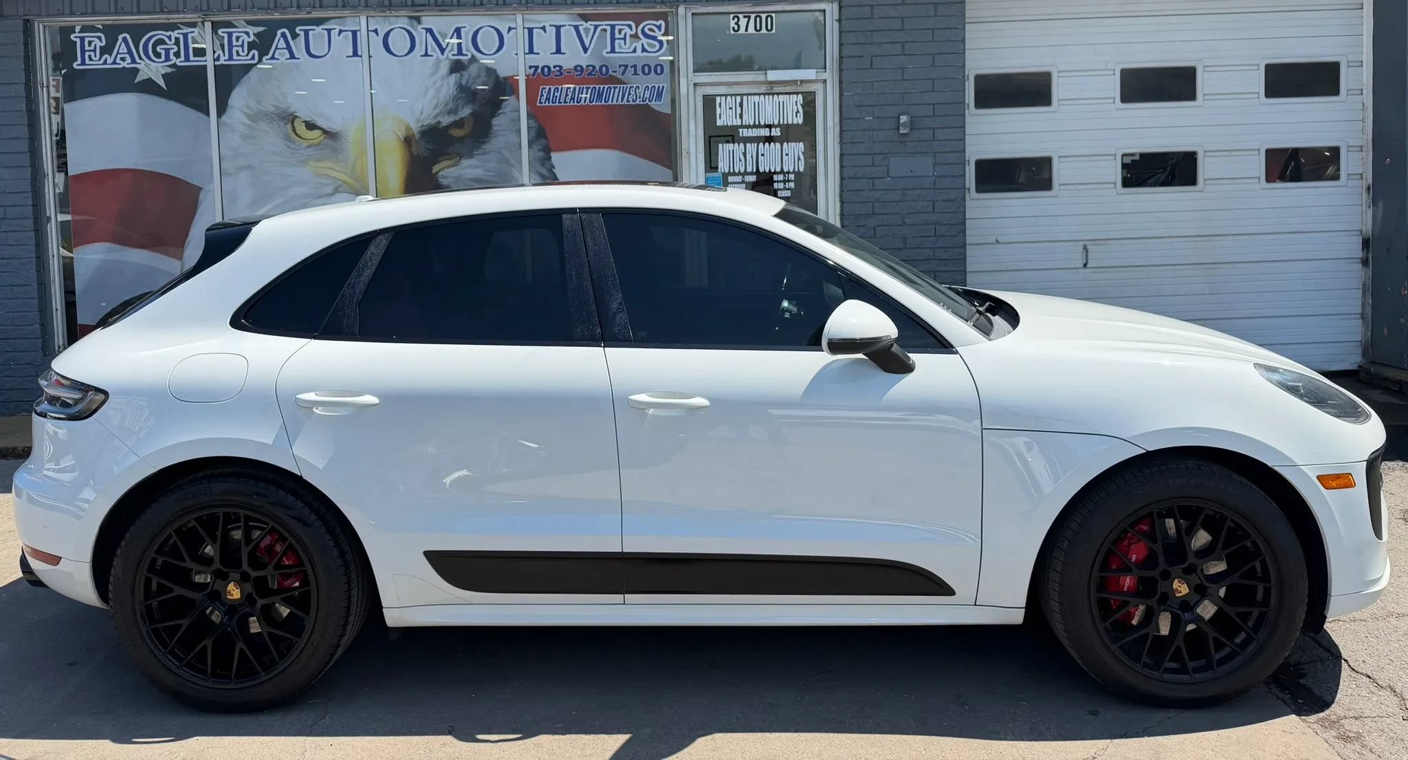Used 2020 Porsche Macan GTS AWD/4WD image 2